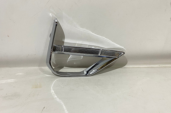 Молдинг заглушки туманки правый Chery Tiggo 8 Pro 2021- (Китай)